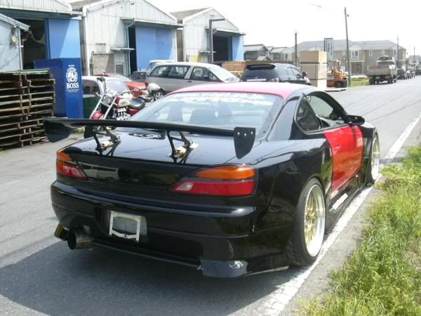 NissanSilviaS15801502.jpg