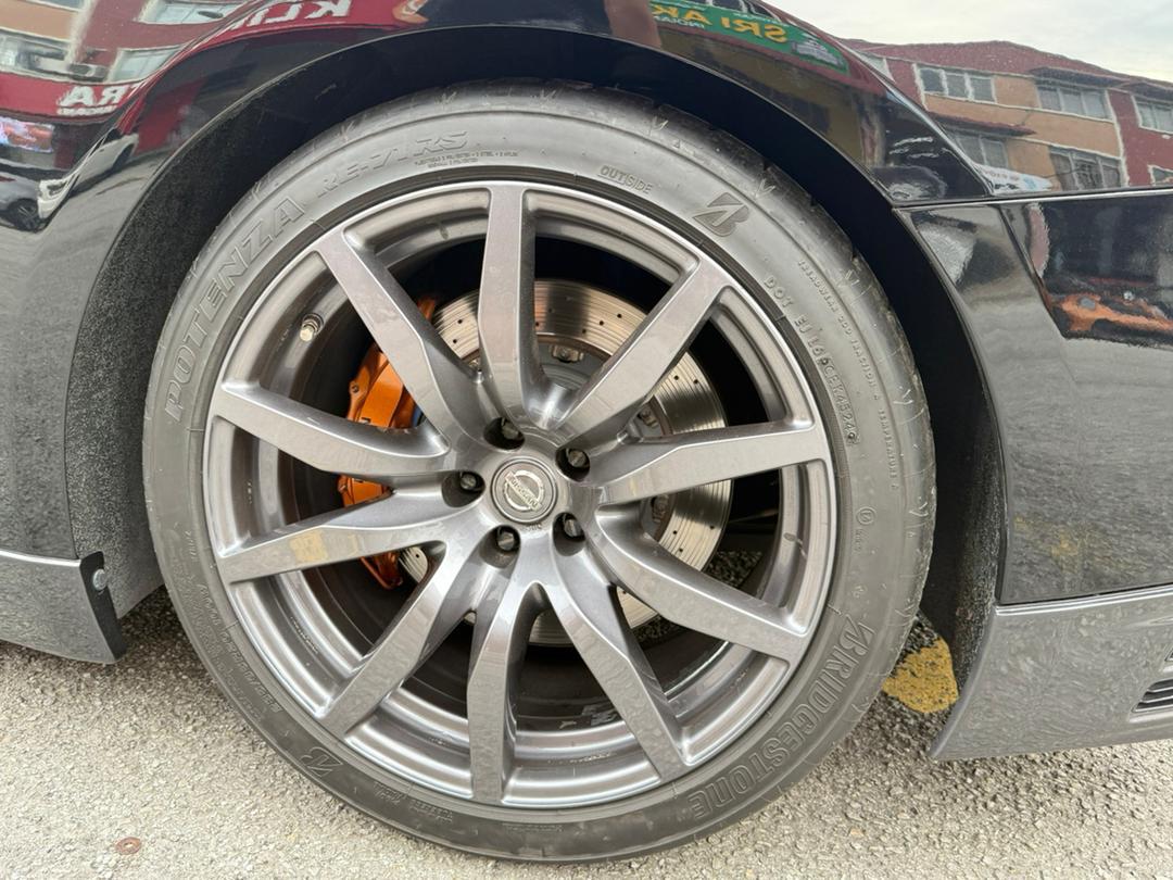 r35 (1).jpeg